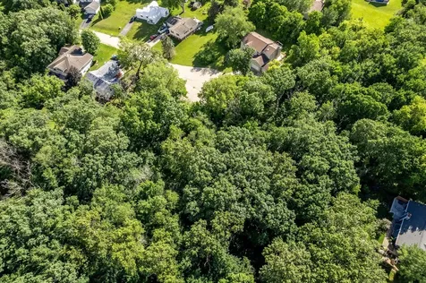 217 New Forest Road SW Poplar Grove IL 61065