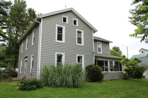 4149 School Road Chadwick IL 61014