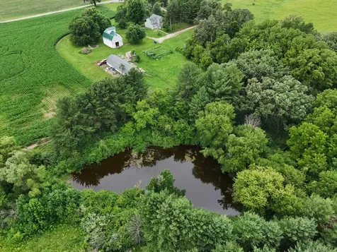 4149 School Road Chadwick IL 61014