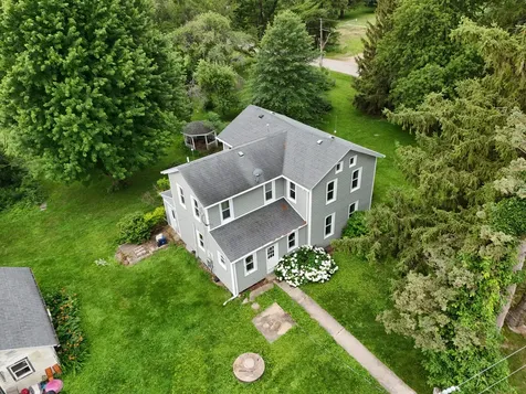 4149 School Road Chadwick IL 61014