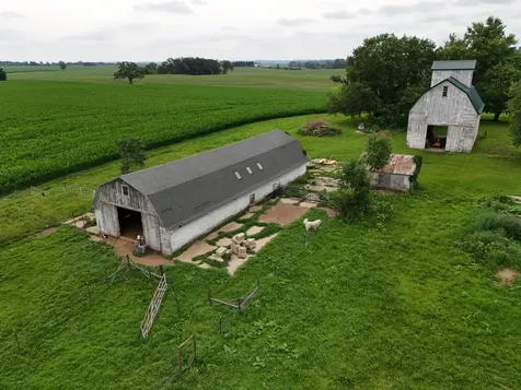4149 School Road Chadwick IL 61014