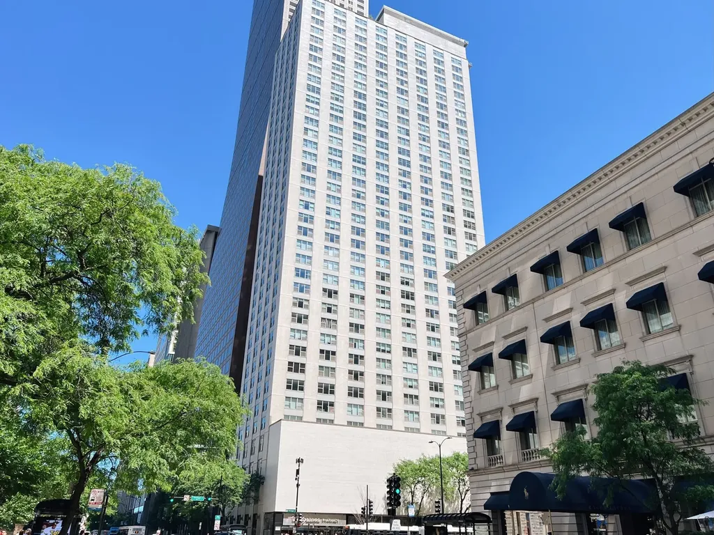 777 North Michigan Avenue Chicago IL 60611