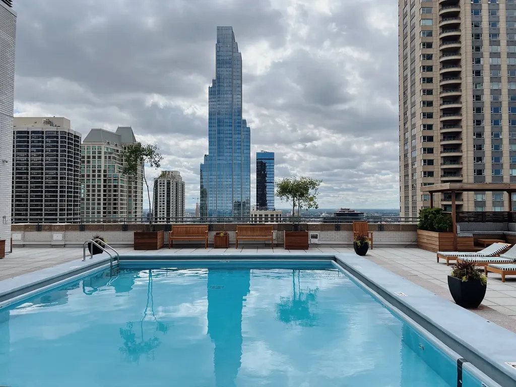 777 North Michigan Avenue Chicago IL 60611