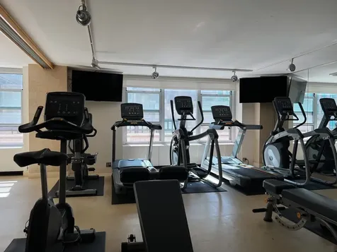 777 North Michigan Avenue Chicago IL 60611