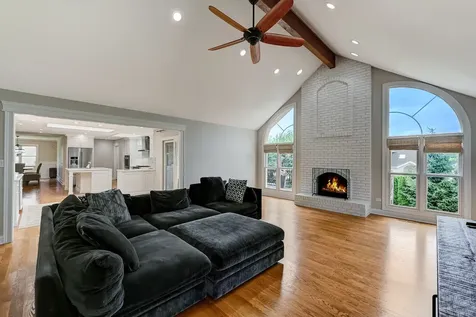 10809 West 142nd Street Orland Park IL 60467