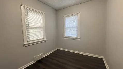 7631 Elm Avenue Machesney Park IL 61115