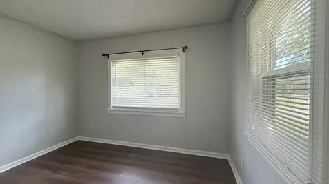 7631 Elm Avenue Machesney Park IL 61115