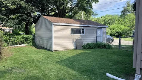 7631 Elm Avenue Machesney Park IL 61115