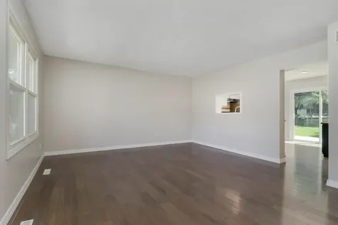 1407 Ridgeport Avenue Bloomington IL 61704