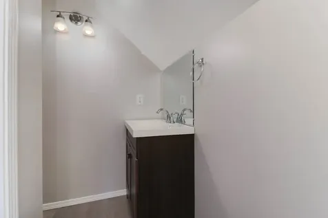 1407 Ridgeport Avenue Bloomington IL 61704