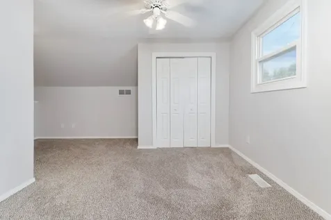1407 Ridgeport Avenue Bloomington IL 61704