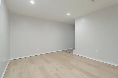 1407 Ridgeport Avenue Bloomington IL 61704