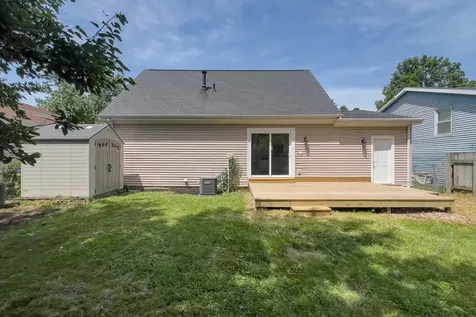 1407 Ridgeport Avenue Bloomington IL 61704
