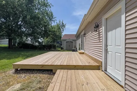 1407 Ridgeport Avenue Bloomington IL 61704