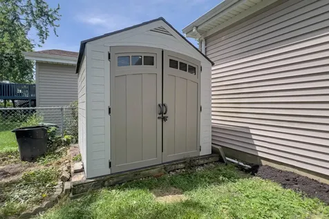 1407 Ridgeport Avenue Bloomington IL 61704