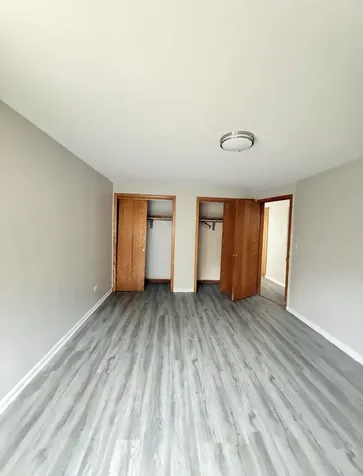 8658 West Summerdale Avenue Chicago IL 60656