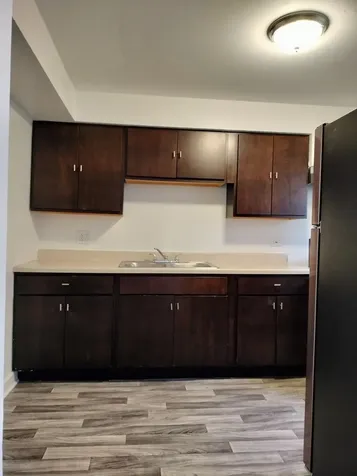 7910 South Muskegon Avenue Chicago IL 60617