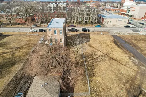 3913 South Prairie Avenue Chicago IL 60653