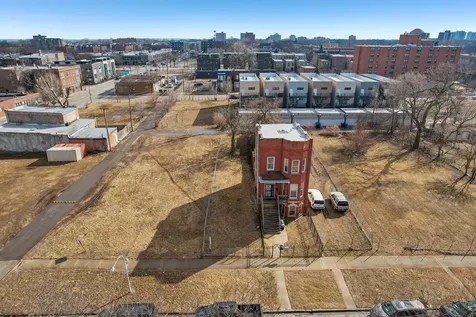 3913 South Prairie Avenue Chicago IL 60653
