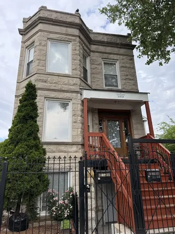 1722 North Drake Avenue Chicago IL 60647