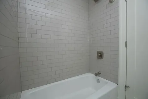 640 West Wrightwood Avenue Chicago IL 60614