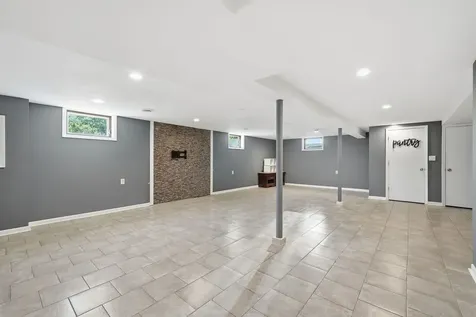 8800 West 104th Street Palos Hills IL 60465