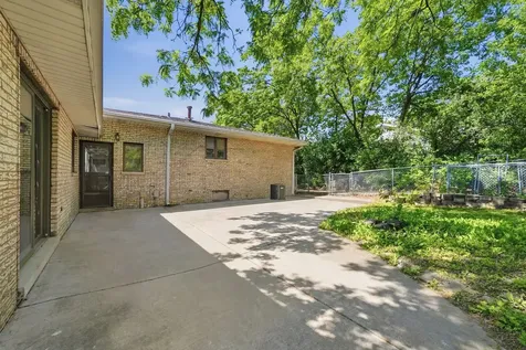 8800 West 104th Street Palos Hills IL 60465