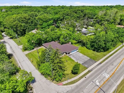 8800 West 104th Street Palos Hills IL 60465