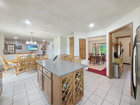 1954 Delmar Drive Freeport IL 61032