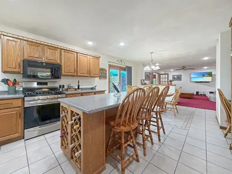 1954 Delmar Drive Freeport IL 61032