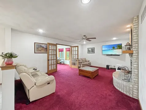 1954 Delmar Drive Freeport IL 61032