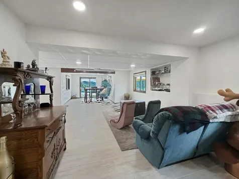 1954 Delmar Drive Freeport IL 61032