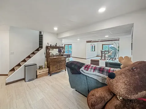 1954 Delmar Drive Freeport IL 61032