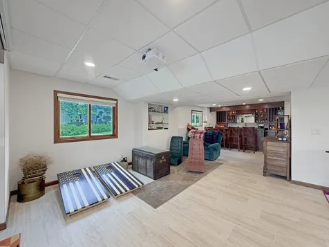 1954 Delmar Drive Freeport IL 61032