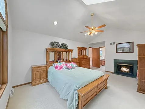 1954 Delmar Drive Freeport IL 61032