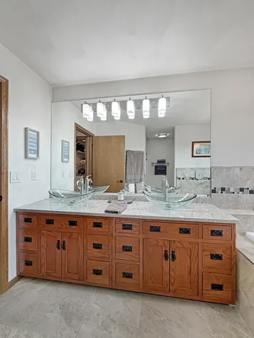 1954 Delmar Drive Freeport IL 61032