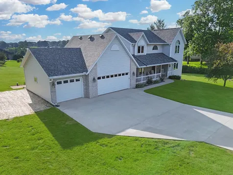 1954 Delmar Drive Freeport IL 61032