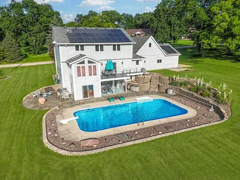 1954 Delmar Drive Freeport IL 61032