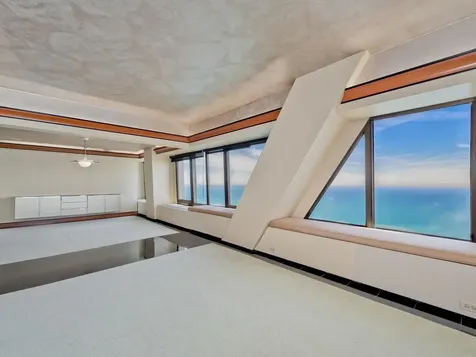 175 East Delaware Place Chicago IL 60611