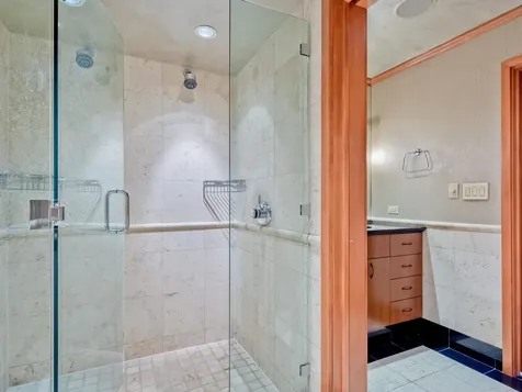 175 East Delaware Place Chicago IL 60611