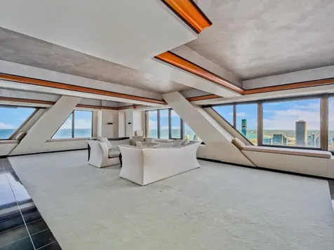 175 East Delaware Place Chicago IL 60611
