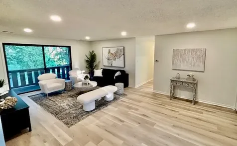 11151 Cottonwood Drive Palos Hills IL 60465