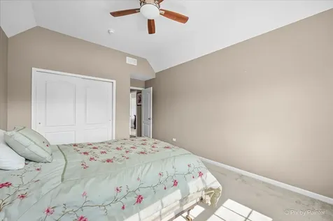 1155 Falcon Ridge Drive Elgin IL 60124