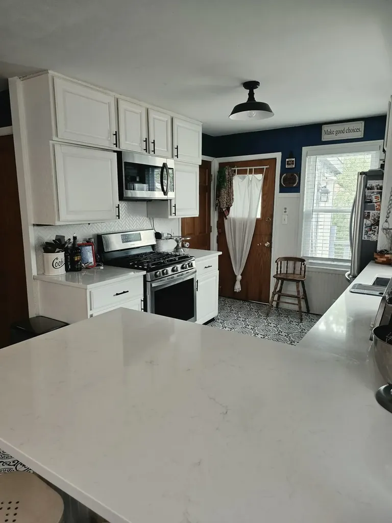 4153 Elm Avenue Brookfield IL 60513