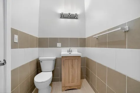 1419 South Kedvale Avenue Chicago IL 60623