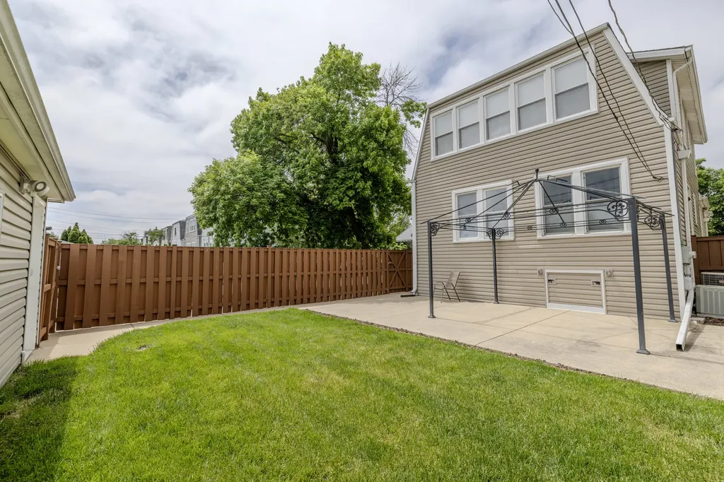 5401 North Magnet Avenue Chicago IL 60630