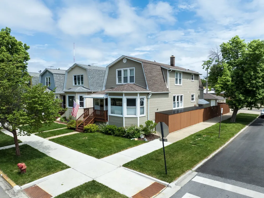 5401 North Magnet Avenue Chicago IL 60630