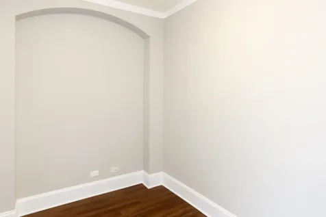 817 West Lakeside Place Chicago IL 60640