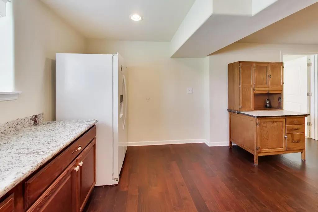 1126 Oak Point Court Antioch IL 60002