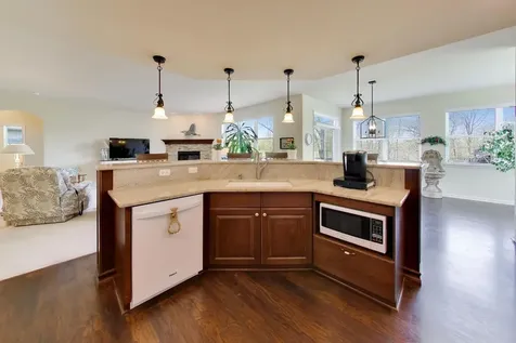 1126 Oak Point Court Antioch IL 60002